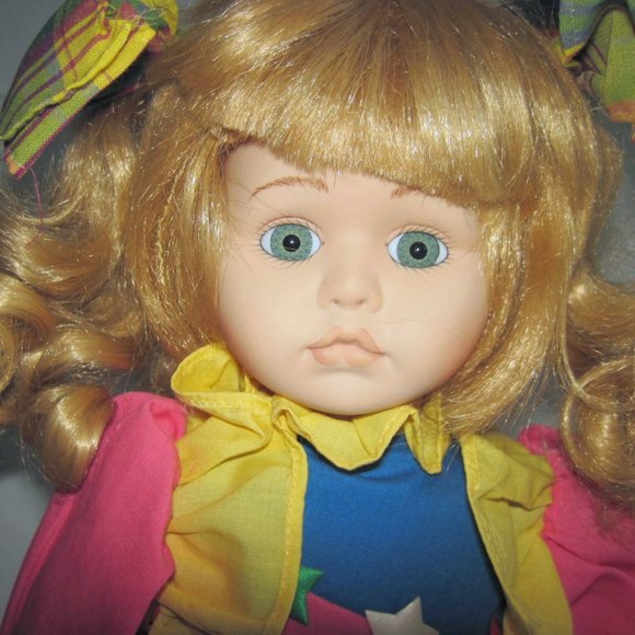 VINTAGE 1992 JC PENNEY GREEN EYES PORCELAIN DOLL - Picture 2 of 8